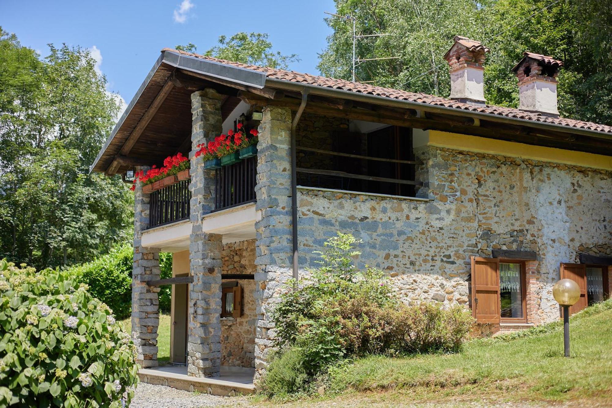 Villetta Con Giardino ⭑⭑⭑⭑⭑ - Wifi, Dogs Allowed บีเอลลา ภายนอก รูปภาพ